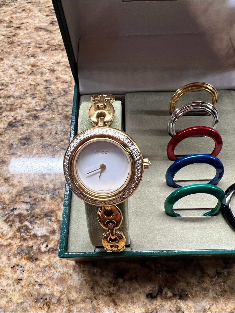 Gucci Gold Tone Women's Watch with Interchangeable Colored Bezels - Picture 4 of 5